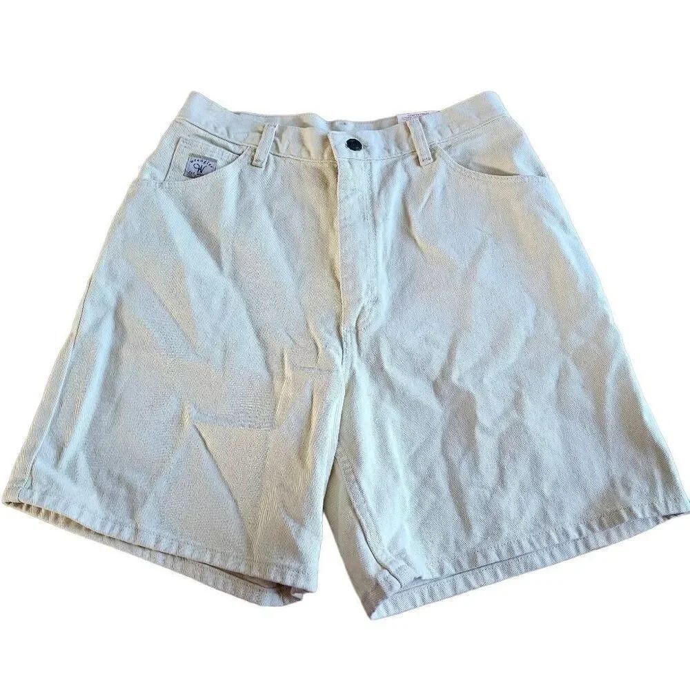 Vintage wrangler Sz 10 light yellow high waisted shorts fit slim